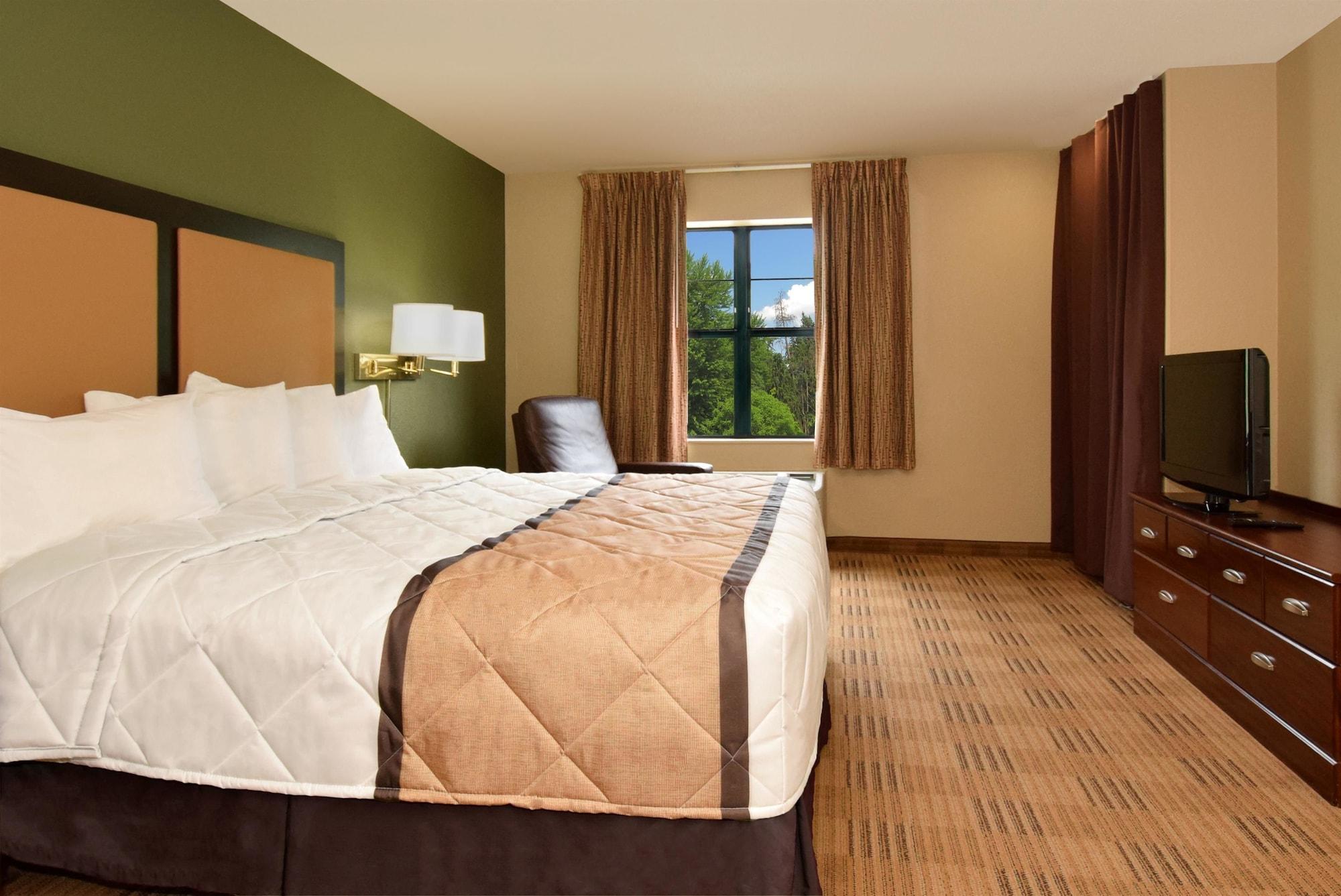 Extended Stay America Suites - Indianapolis - Castleton Exterior photo